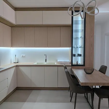 Serendipity Lungomare Apartment Vlore