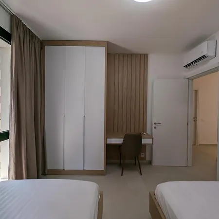 Serendipity Lungomare * Vlorë