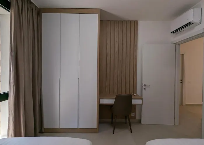 Serendipity Lungomare * Vlorë