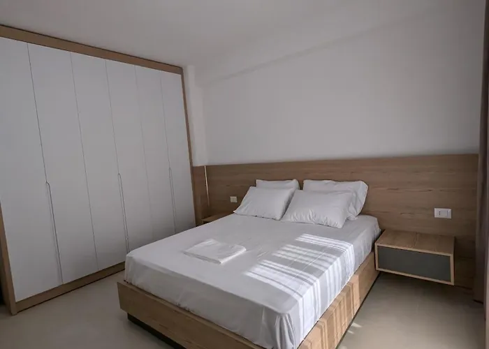 Serendipity Lungomare Apartment *